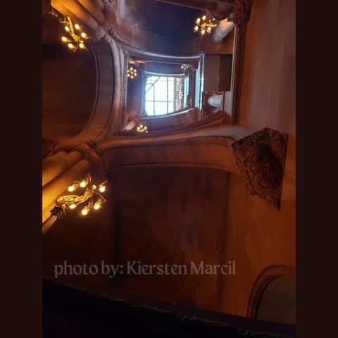 Million Dollar Staircase, as it is called colloquially. The formal name is the Grand Western Staircase, completed in 1897. Photo was taken from the lower level. Described in 
